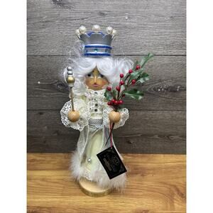 Steinbach 17.25” Christmas Past Nutcracker German Christmas Carol Series w/ Tag